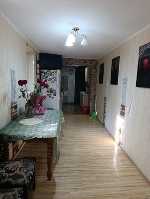 Продам трехкомнатную (3-комн.) квартиру, 12-й мкр, 6, Анапа г