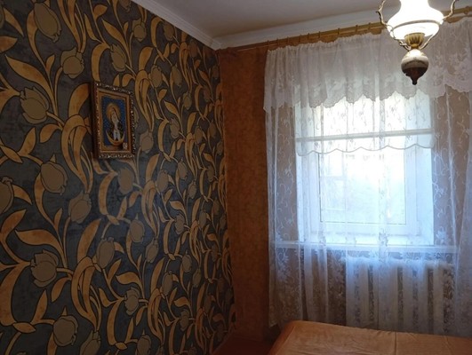 Продам трехкомнатную (3-комн.) квартиру, Бетховена ул, 48, Симферополь г