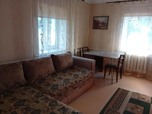 Продам трехкомнатную (3-комн.) квартиру, Бетховена ул, 48, Симферополь г
