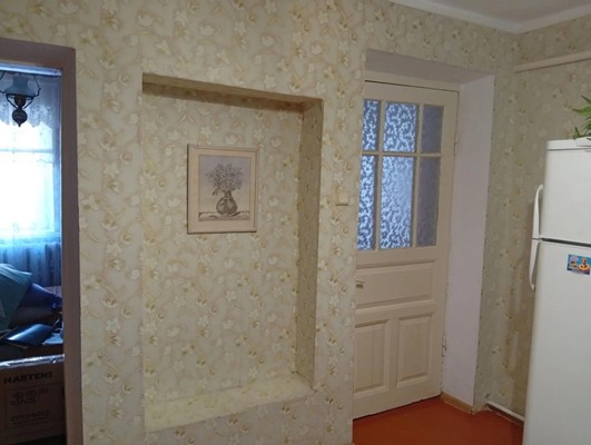 Продам трехкомнатную (3-комн.) квартиру, Бетховена ул, 48, Симферополь г
