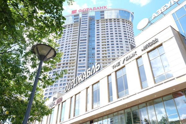 Продам трехкомнатную (3-комн.) квартиру, Профсоюзная ул, 64к2, Москва г