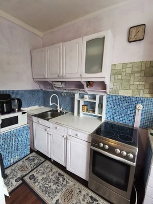 Продам двухкомнатную (2-комн.) квартиру, Луганская ул, 3к1, Москва г