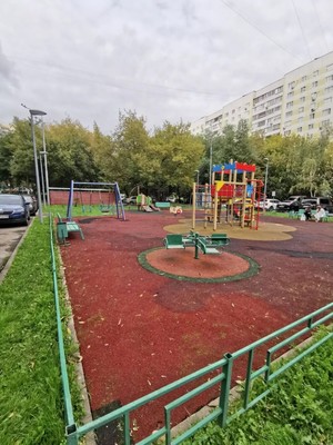 Продам двухкомнатную (2-комн.) квартиру, Луганская ул, 3к1, Москва г