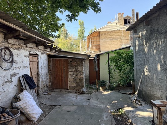 Продам двухкомнатную (2-комн.) квартиру, Гоголя ул, 102, Симферополь г