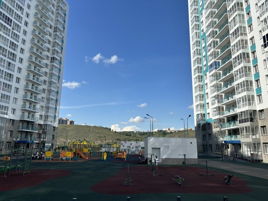 Продам трехкомнатную (3-комн.) квартиру, Лесников ул, 59, Красноярск г