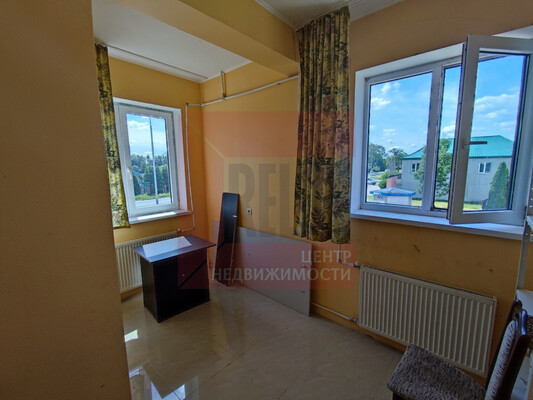 Продам коммерческое помещение 229,2 м2, Рабочий пер, 2, Калининград г