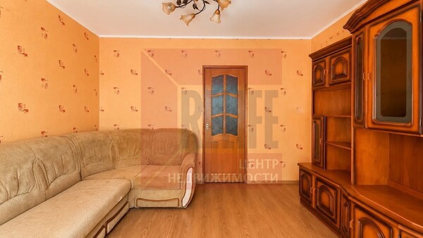 Продам двухкомнатную (2-комн.) квартиру, Горького ул, 162, Калининград г