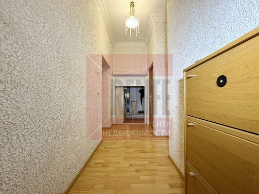 Продам двухкомнатную (2-комн.) квартиру, Советский пр-кт, 76, Калининград г