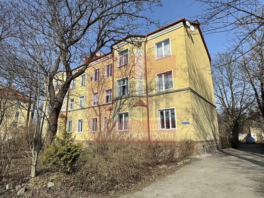 Продам двухкомнатную (2-комн.) квартиру, Советский пр-кт, 76, Калининград г