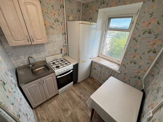 Продам однокомнатную (1-комн.) квартиру, Интернациональный пр-кт, 57к2, Комсомольск-на-Амуре г