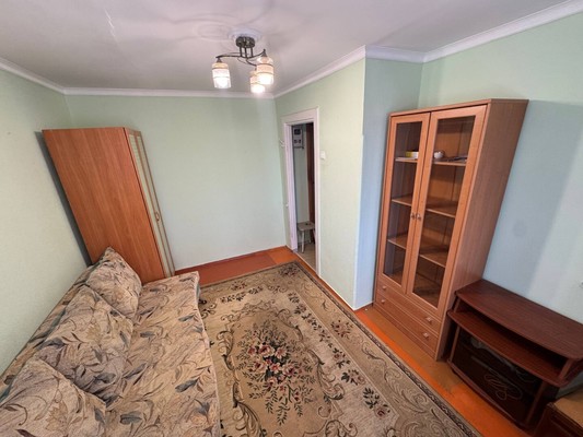 Продам однокомнатную (1-комн.) квартиру, Интернациональный пр-кт, 57к2, Комсомольск-на-Амуре г