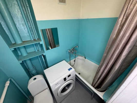 Продам однокомнатную (1-комн.) квартиру, Интернациональный пр-кт, 57к2, Комсомольск-на-Амуре г