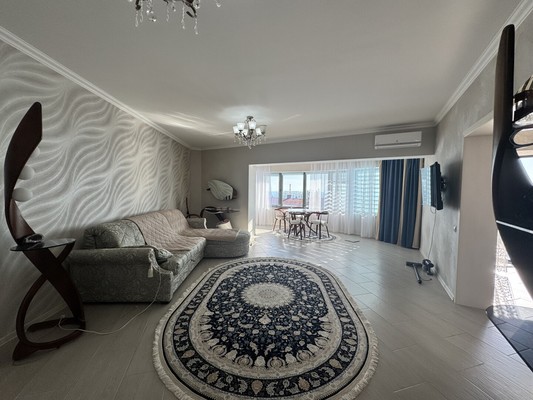 Продам двухкомнатную (2-комн.) квартиру, Пирогова (Центральный р-н) ул, 30, Сочи г