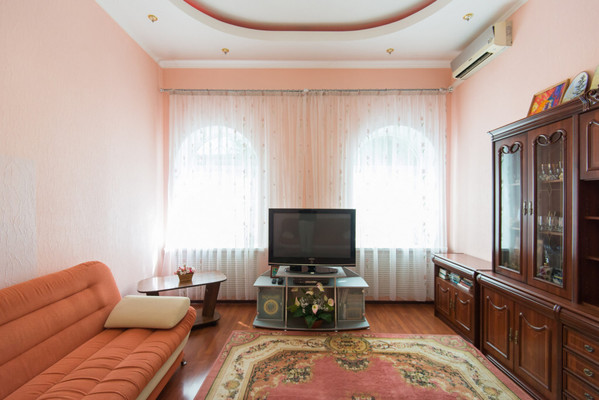 Продам двухкомнатную (2-комн.) квартиру, Советская ул, 9к2, Ростов-на-Дону г