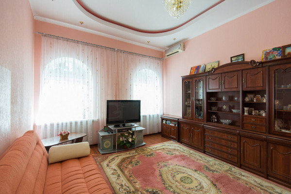 Продам двухкомнатную (2-комн.) квартиру, Советская ул, 9к2, Ростов-на-Дону г