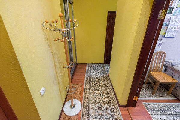 Продам двухкомнатную (2-комн.) квартиру, Советская ул, 9к2, Ростов-на-Дону г