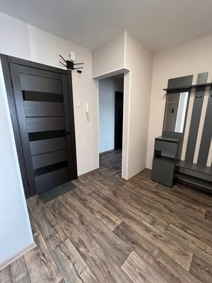 Сдам трехкомнатную (3-комн.) квартиру, Лермонтова ул, 5, Симферополь г
