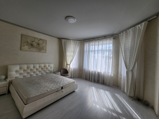 Продам однокомнатную (1-комн.) квартиру, Вишневского ул, 3, Казань г