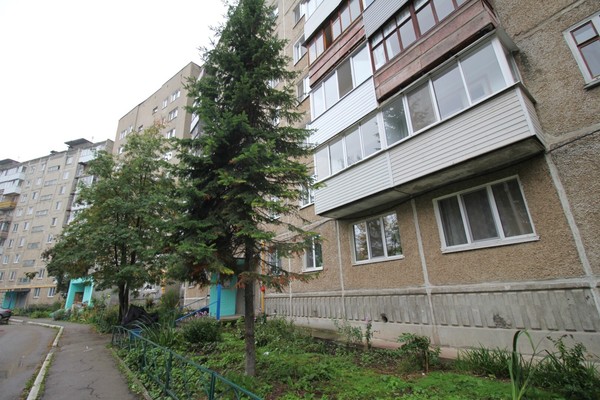 Продам двухкомнатную (2-комн.) квартиру, Архитектора Свиязева ул, 10, Пермь г