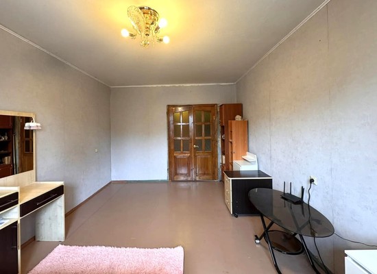 Продам трехкомнатную (3-комн.) квартиру, Победы пр-кт, 38, Казань г