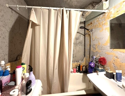 Продам трехкомнатную (3-комн.) квартиру, Победы пр-кт, 38, Казань г