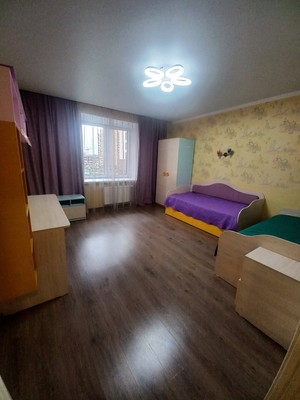Продам трехкомнатную (3-комн.) квартиру, Натана Рахлина ул, 5к5, Казань г
