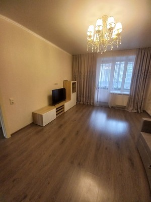 Продам трехкомнатную (3-комн.) квартиру, Натана Рахлина ул, 5к5, Казань г