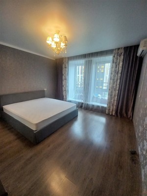 Продам трехкомнатную (3-комн.) квартиру, Натана Рахлина ул, 5к5, Казань г