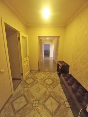 Продам трехкомнатную (3-комн.) квартиру, Натана Рахлина ул, 5к5, Казань г