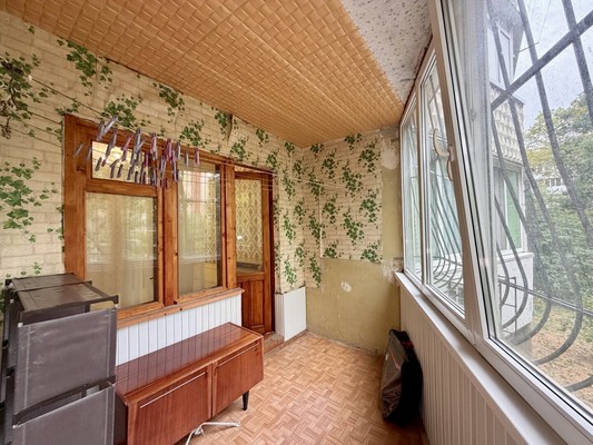 Продам трехкомнатную (3-комн.) квартиру, Бела Куна ул, 5, Симферополь г