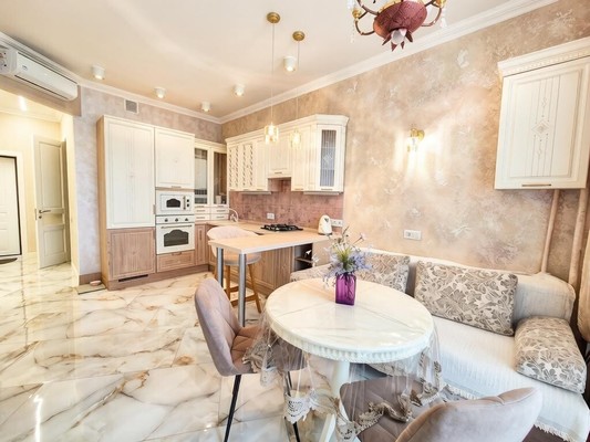 Продам двухкомнатную (2-комн.) квартиру, Крымская ул, 22к21, Геленджик г
