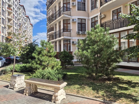 Продам двухкомнатную (2-комн.) квартиру, Крымская ул, 22к21, Геленджик г