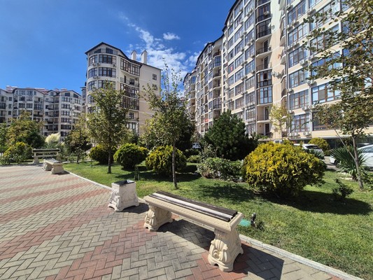 Продам двухкомнатную (2-комн.) квартиру, Крымская ул, 22к21, Геленджик г