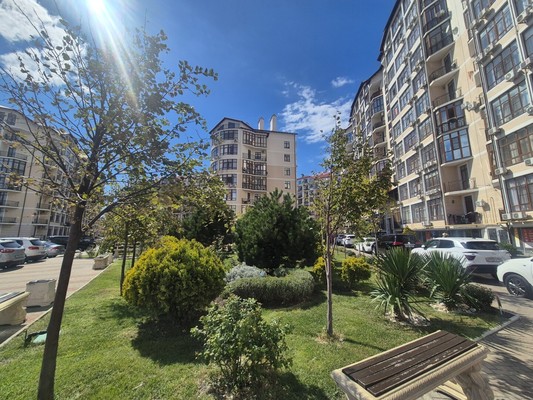 Продам двухкомнатную (2-комн.) квартиру, Крымская ул, 22к21, Геленджик г