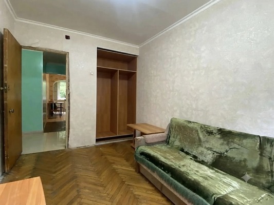 Продам трехкомнатную (3-комн.) квартиру, Русское поле тер, 3, Гришенки д