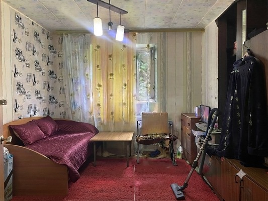 Продам трехкомнатную (3-комн.) квартиру, Русское поле тер, 3, Гришенки д
