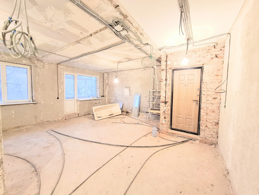 Продам трехкомнатную (3-комн.) квартиру, Авиагородок мкр, 40, Батайск г