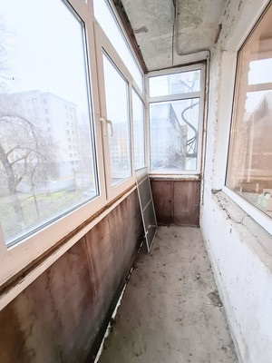 Продам трехкомнатную (3-комн.) квартиру, Авиагородок мкр, 40, Батайск г