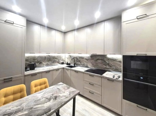 Продам однокомнатную (1-комн.) квартиру, Анаса Тазетдинова ул, 7к2, Казань г