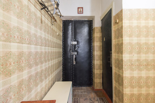 Продам трехкомнатную (3-комн.) квартиру, Чехова пр-кт, 42-44/127, Ростов-на-Дону г