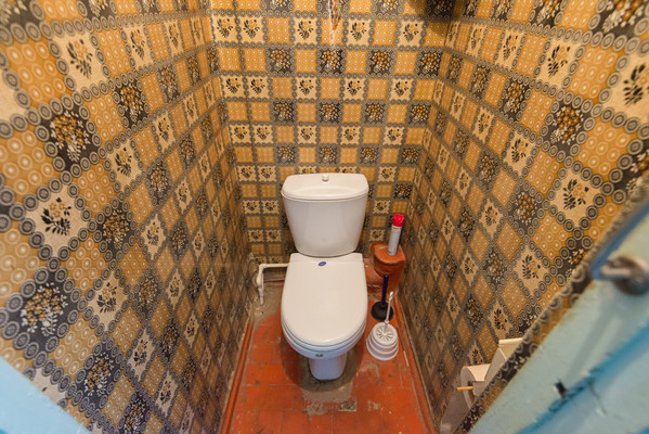 Продам трехкомнатную (3-комн.) квартиру, Чехова пр-кт, 42-44/127, Ростов-на-Дону г