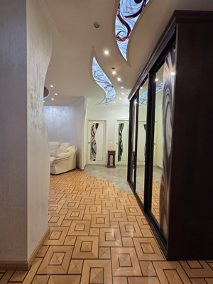Продам трехкомнатную (3-комн.) квартиру, им. Достоевского ул, 84/1, Краснодар г