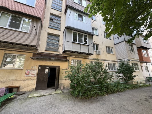 Продам однокомнатную (1-комн.) квартиру, Пушкина ул, 27, Нальчик г