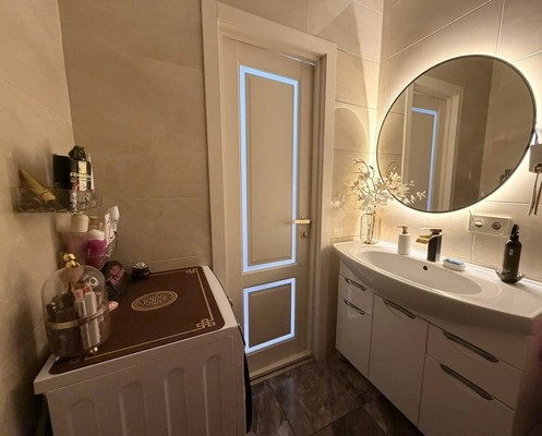 Продам трехкомнатную (3-комн.) квартиру, Мраморный пер, 36, Симферополь г