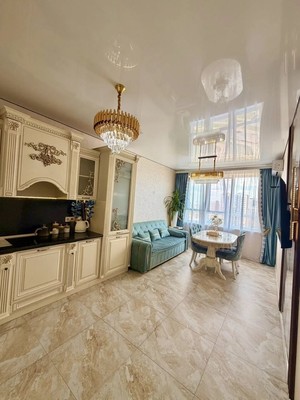 Продам трехкомнатную (3-комн.) квартиру, Мраморный пер, 36, Симферополь г