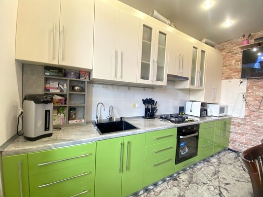 Продам двухкомнатную (2-комн.) квартиру, Русская ул, 23, Анапа г