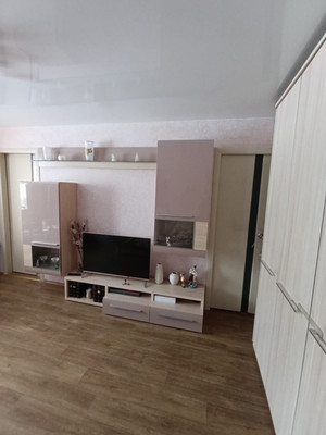 Продам двухкомнатную (2-комн.) квартиру, Героев-североморцев пр-кт, 21, Мурманск г