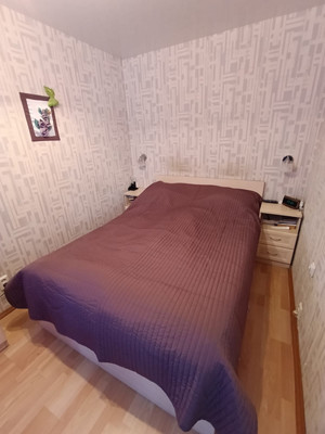 Продам двухкомнатную (2-комн.) квартиру, Героев-североморцев пр-кт, 21, Мурманск г