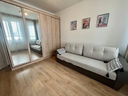 Продам однокомнатную (1-комн.) квартиру, Кондратьевский пр-кт, 68к4, Санкт-Петербург г