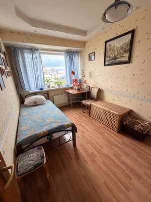 Продам трехкомнатную (3-комн.) квартиру, Обручева ул, 20, Москва г